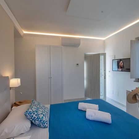 Villa Emanuel White Sorrento Bagian luar foto