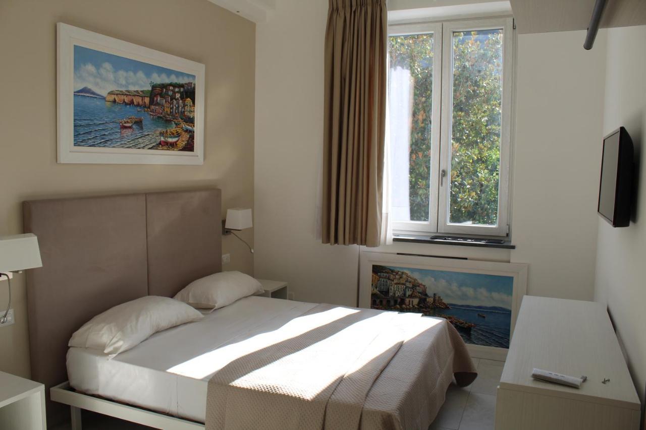 Villa Emanuel White Sorrento Bagian luar foto